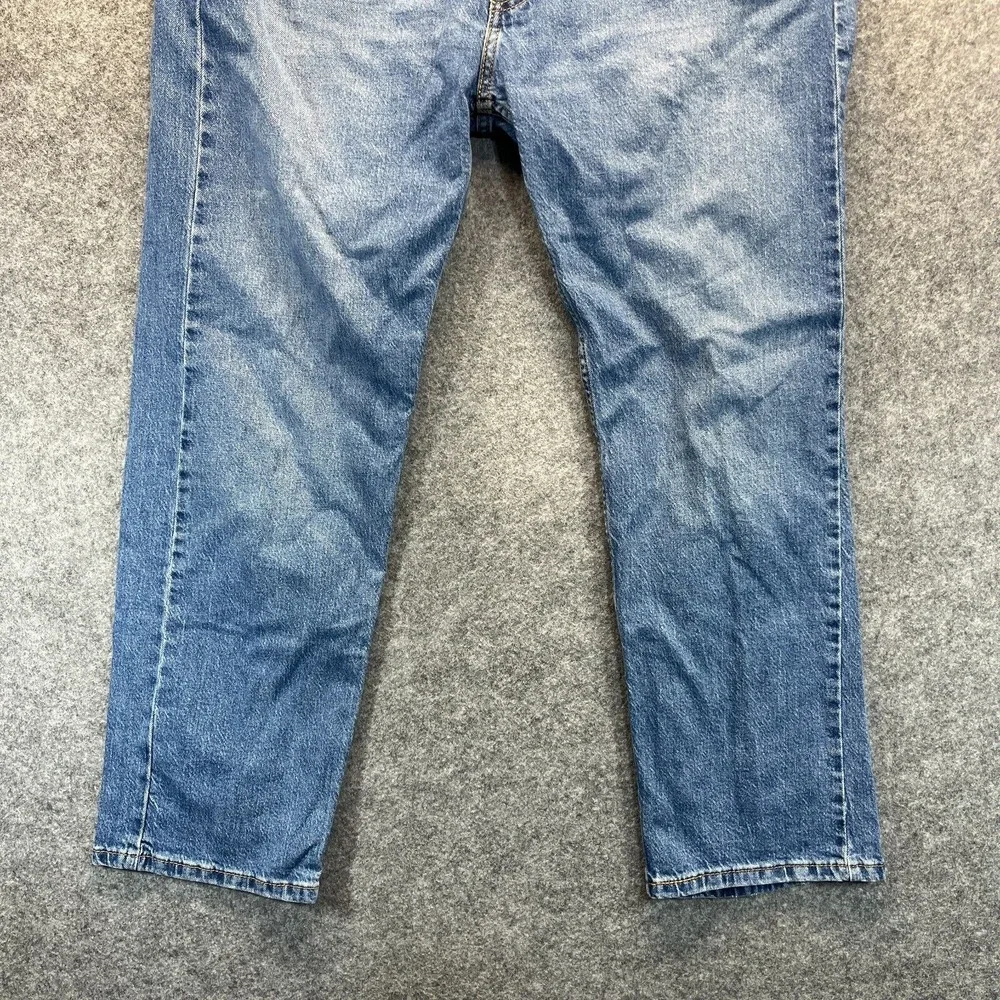 Levis Jeans Men's‎ 38x30 505 Regular Fit Straight Leg Light Wash Denim Pants